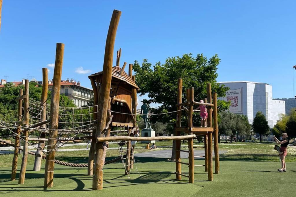 Spacious 3 Bedroom Flat Nice Center - Magnificent View-Parking מראה חיצוני תמונה